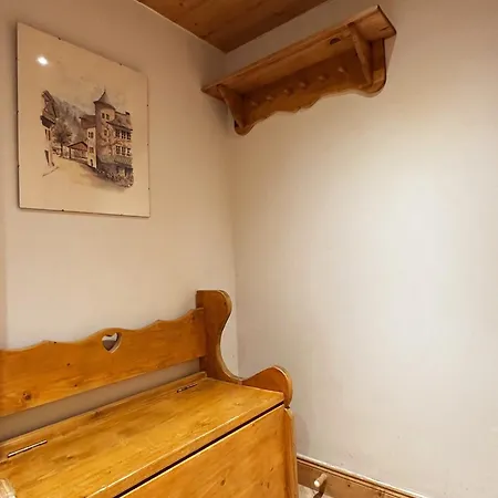 Apartment Cosy Avec Balcon Et Parking Au Centre De Samoens, Proche Du Ski-bus - Fr-1-624-158